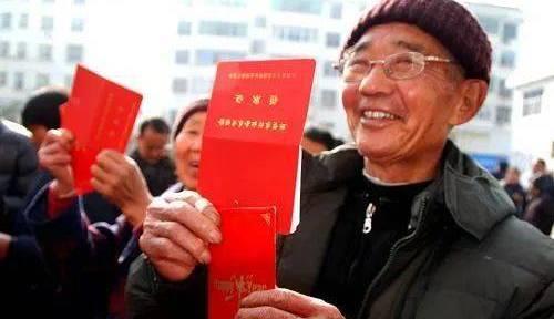 民法典视角下的孤寡老人养老问题探讨 民法典视角下的孤寡老人养老问题探讨